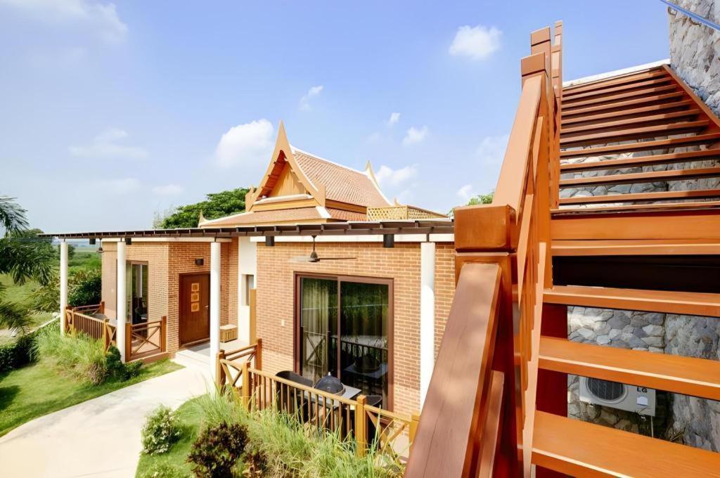 Baan Souchada Resort & Spa Szaraburi Kültér fotó